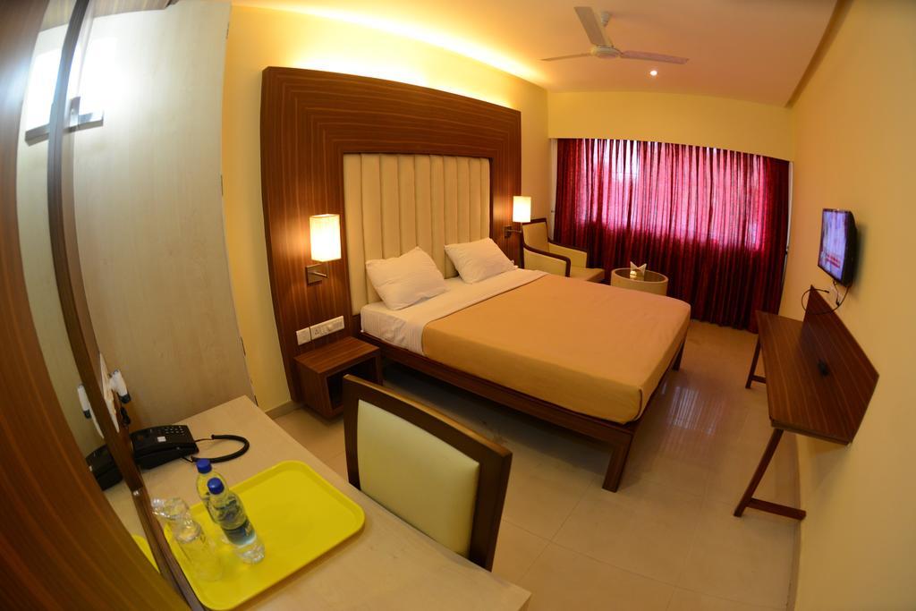 Hotel Ayush International Mangalore Bilik gambar